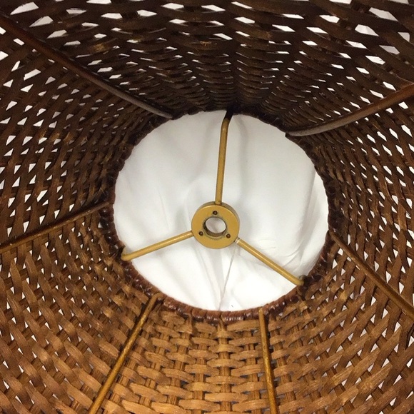Vintage Hand made Rattan lampshade - Picture 5 of 14